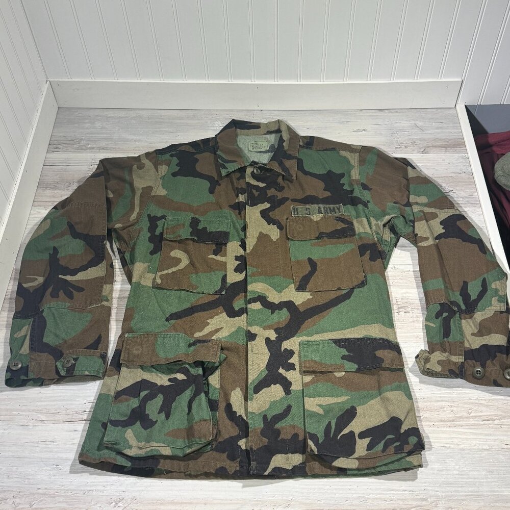 ARMY Military Jacket Woodland Camouflage Small Regular 8415-01-084-1643 Shaket
